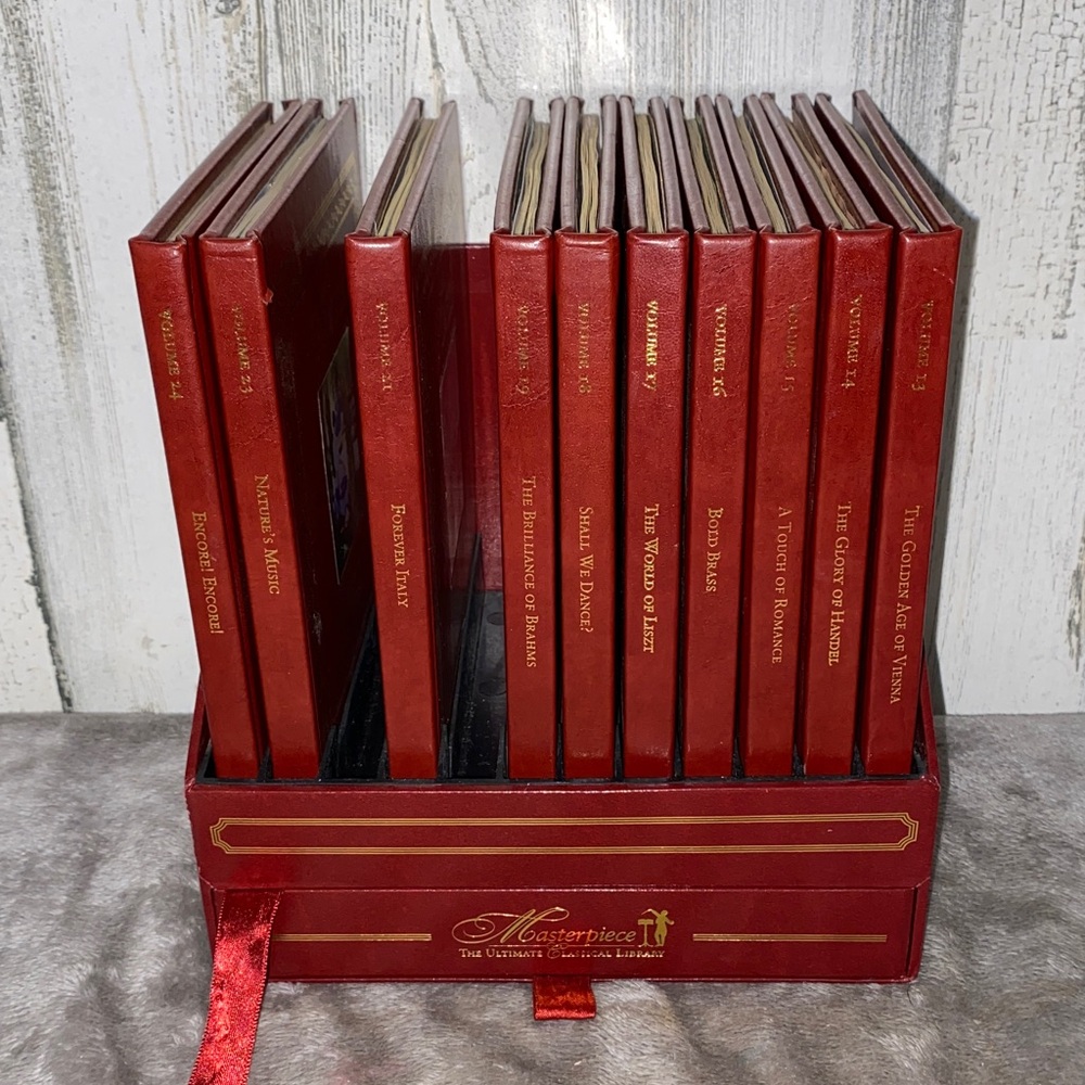 0826 Masterpiece Classical CD & Book Collection in Red Box Set